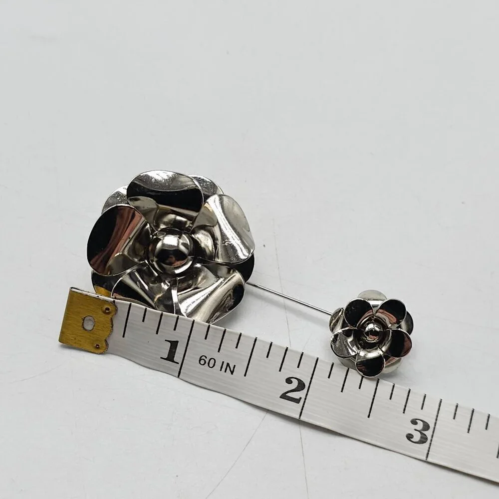 Silver Tone Floral Brooch Stick Pin With Dual Flower Design